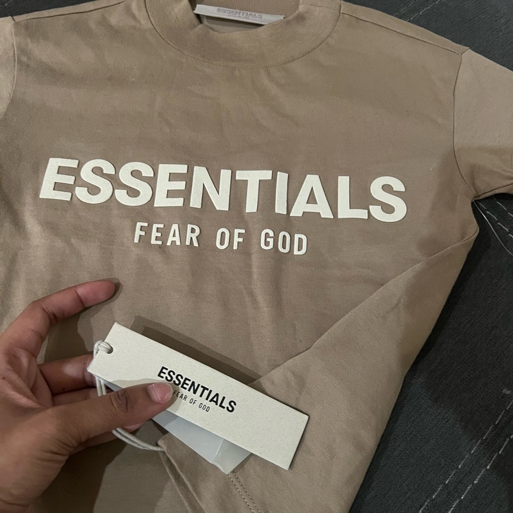 Essentials shirt kid